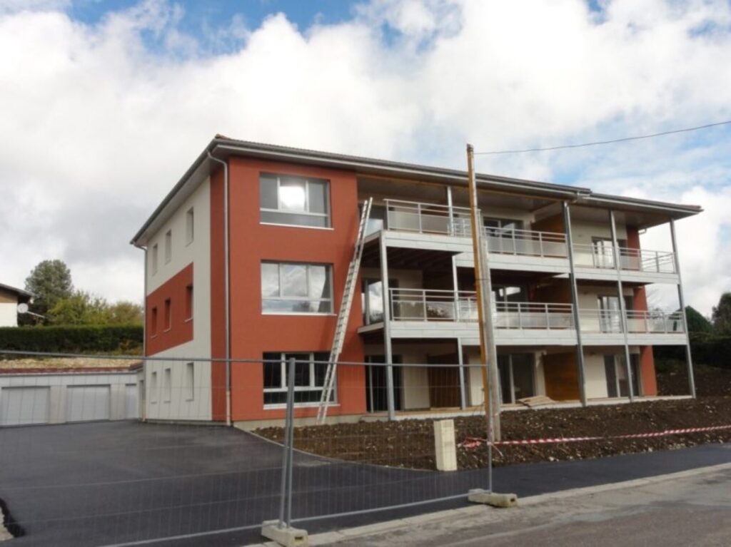 Isolation dans le Haut-Doubs : isolation thermique par l’extérieur d’une maison